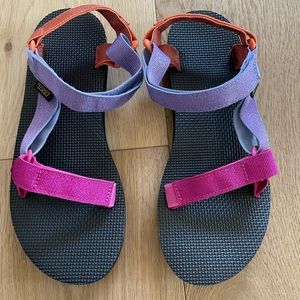 Teva Sandals NWT